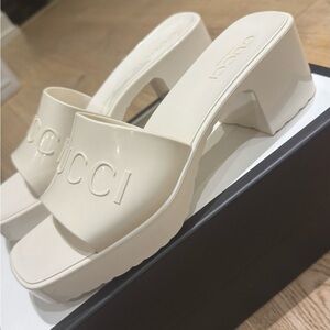 Gucci Women's Rubber Platform Slides mystic white size 38